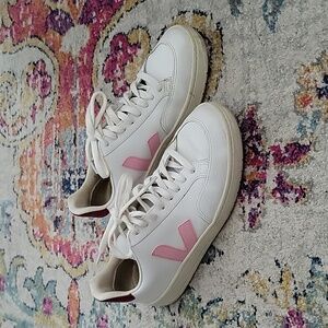 Veja V12 Sneakers size 38